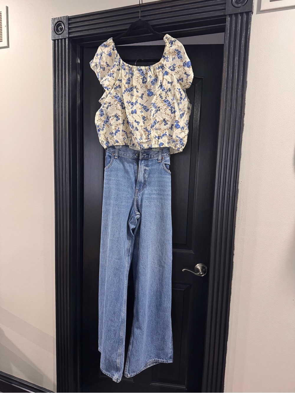 Abercrombie & Fitch Light Blue Wide-Leg Jeans